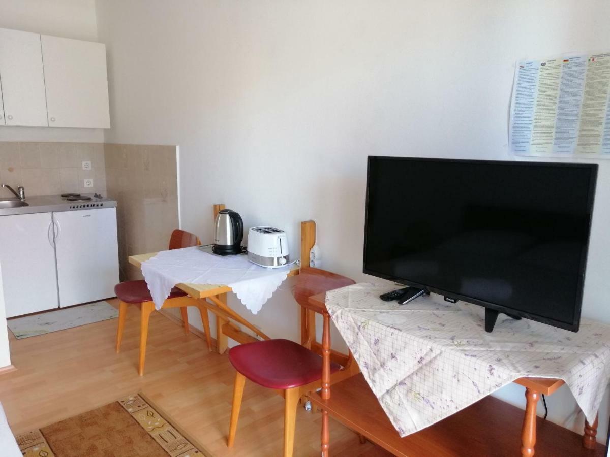 Apartments Emmas Studio Стари Град Экстерьер фото